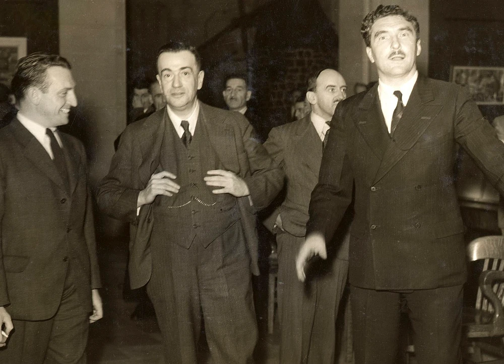 Alfred Pellan, Henri Groulx et Paul Rainville, 1940. Université du  Québec à Montréal, Service des archives  et de gestion des documents, fonds Alfred  Pellan (131P-010/58)