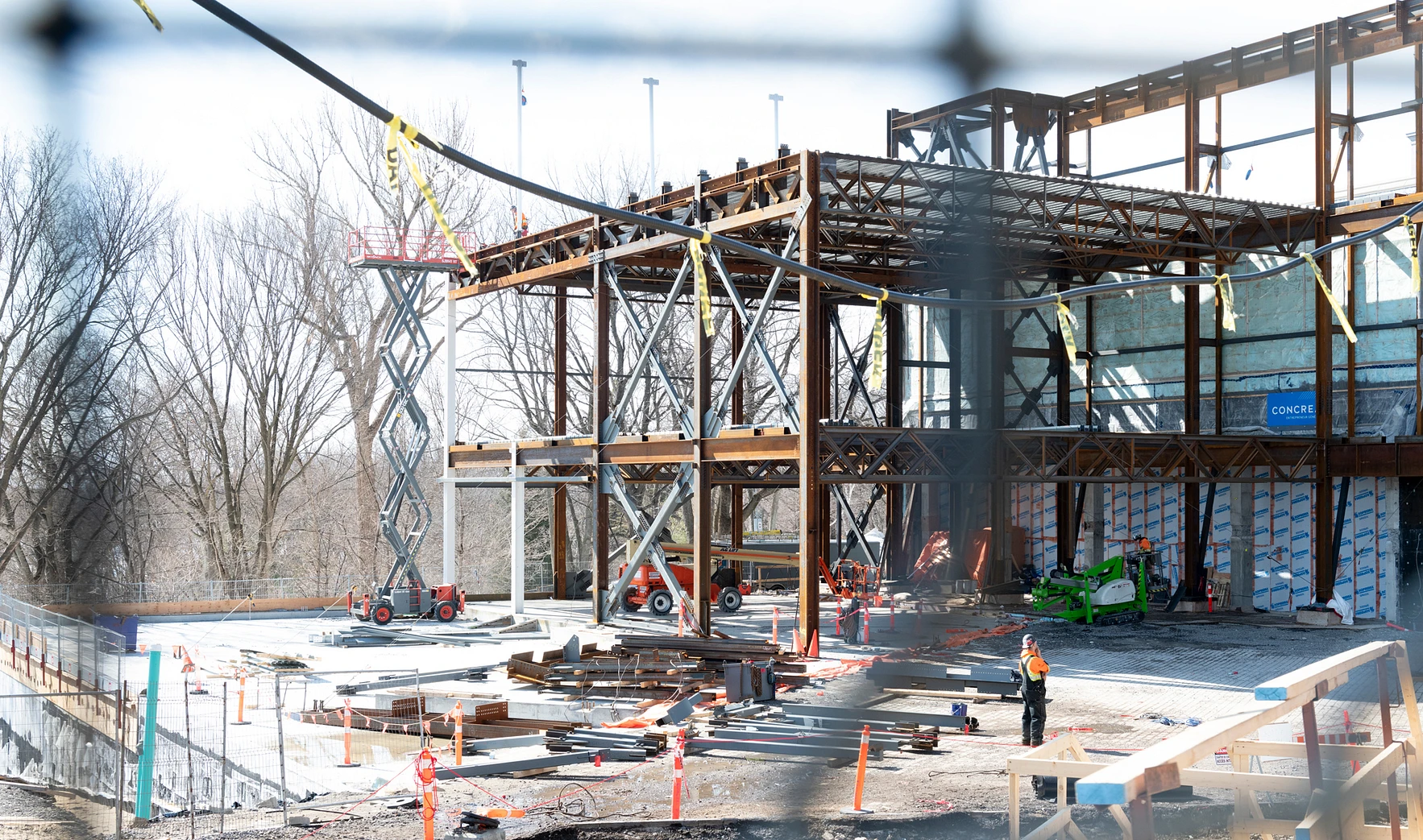Photo chantier de la structure du futur espace Riopelle