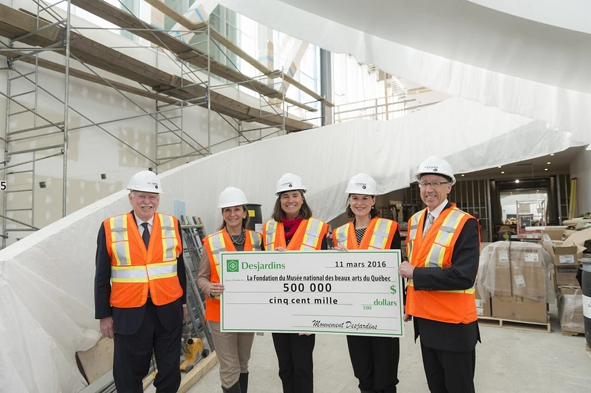 Cheque 1280x852
