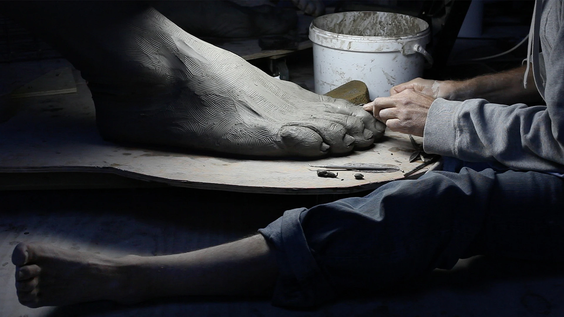 Still Life : Ron Mueck at Work (Foot)