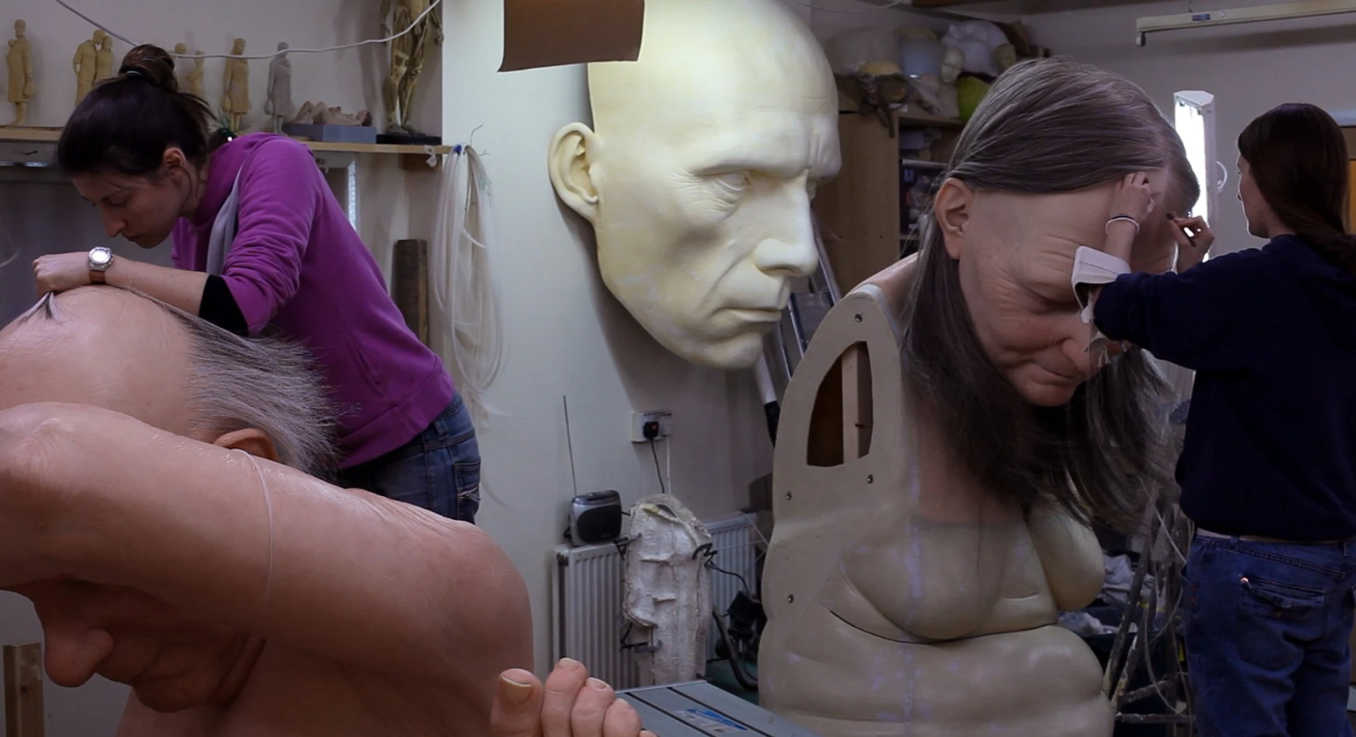 Still Life: Ron Mueck at work 2