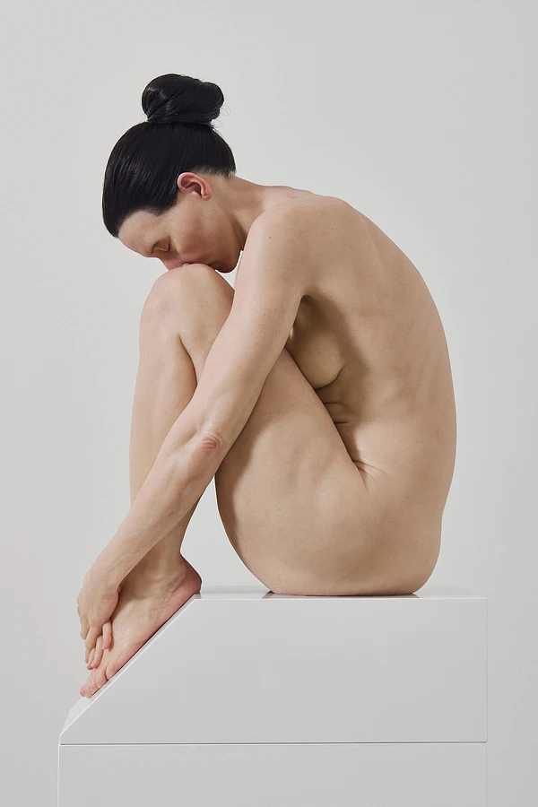 Sam Jinks, Seated Woman, 2010 © Sam Jinks // Photo : Gracieuseté de Sullivan+Strumpf, Sydney et de l'Institute for Cultural Exchange, Tübingen