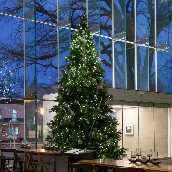 Holidays in the Pierre Lassonde Pavilion