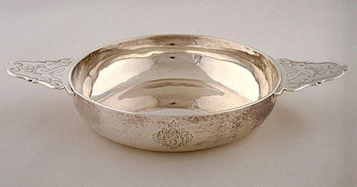 Écuelle | Musée national des beaux-arts du Québec - MNBAQ