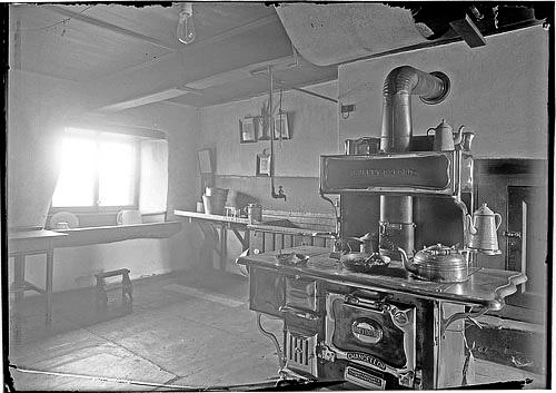 Ce 1955 261 in1
