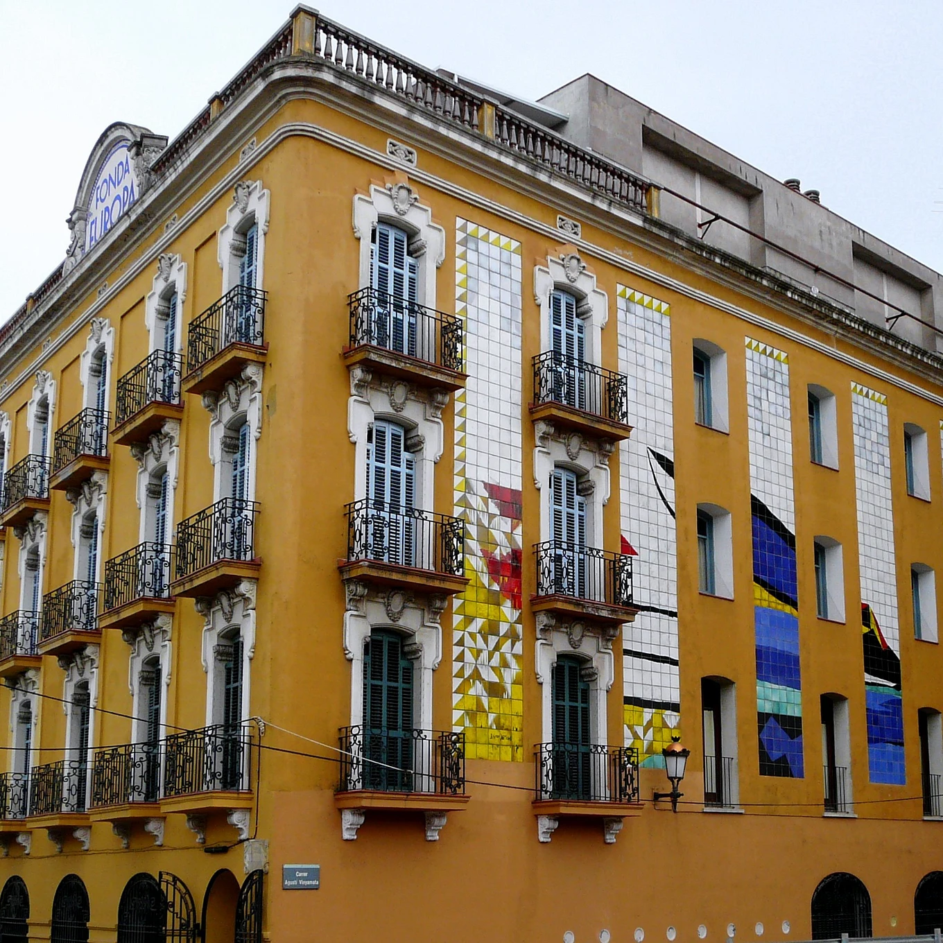 Joan20 Gardy20 Artigas20building2028cropped29