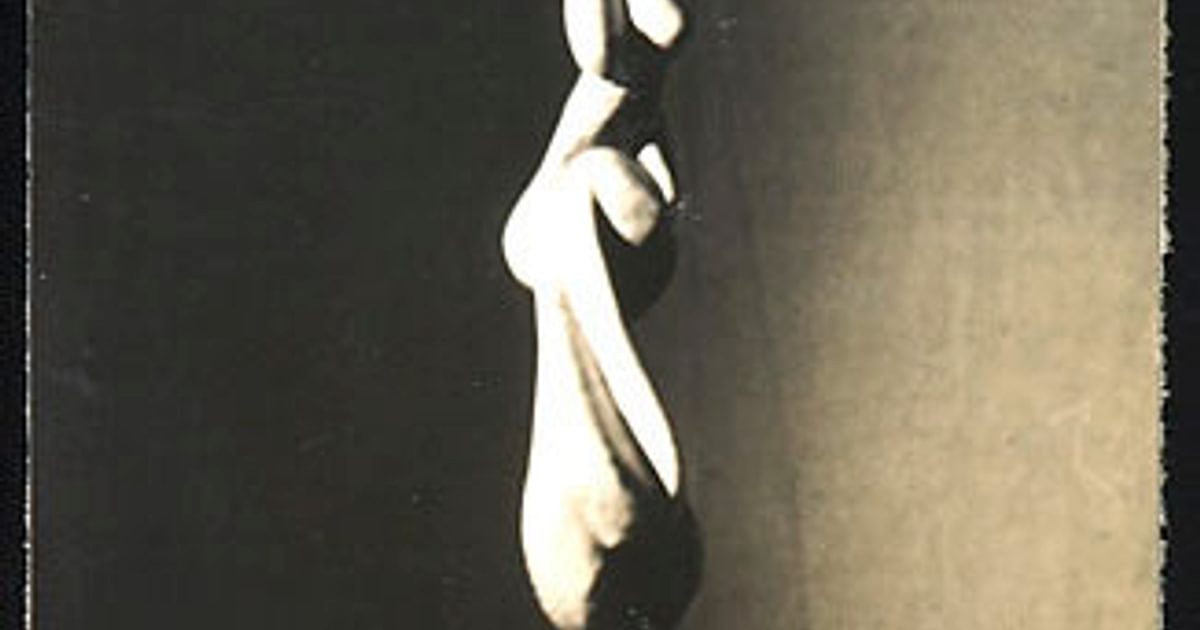 « L'Envol d'une femme », 1952 (sculpture de Robert Roussil) | Musée ...